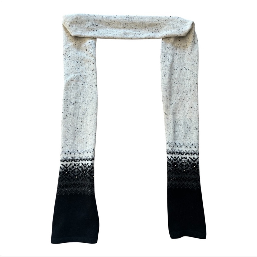 Talbots Women’s Nordic Speckled White Pattern Black Knit Scarf Measures 72x9